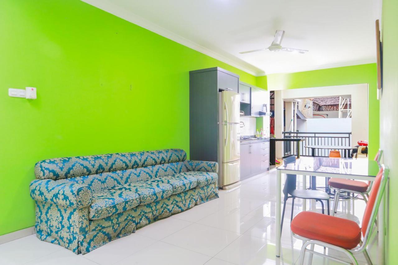 Oyo 2196 Ss Homes Jakarta Luaran gambar