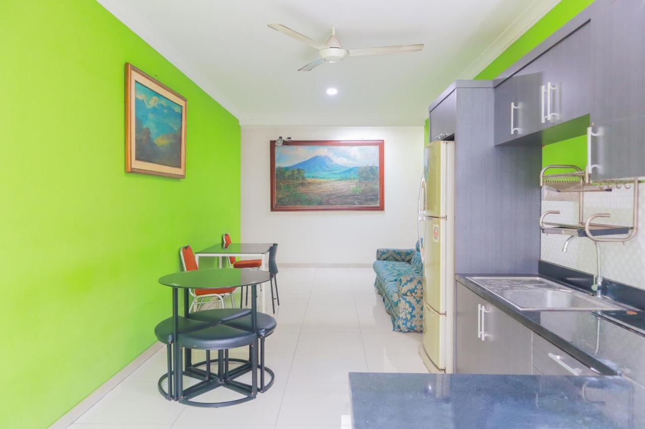 Oyo 2196 Ss Homes Jakarta Luaran gambar