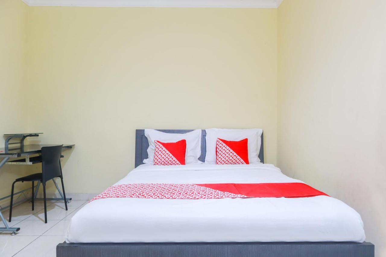 Oyo 2196 Ss Homes Jakarta Luaran gambar