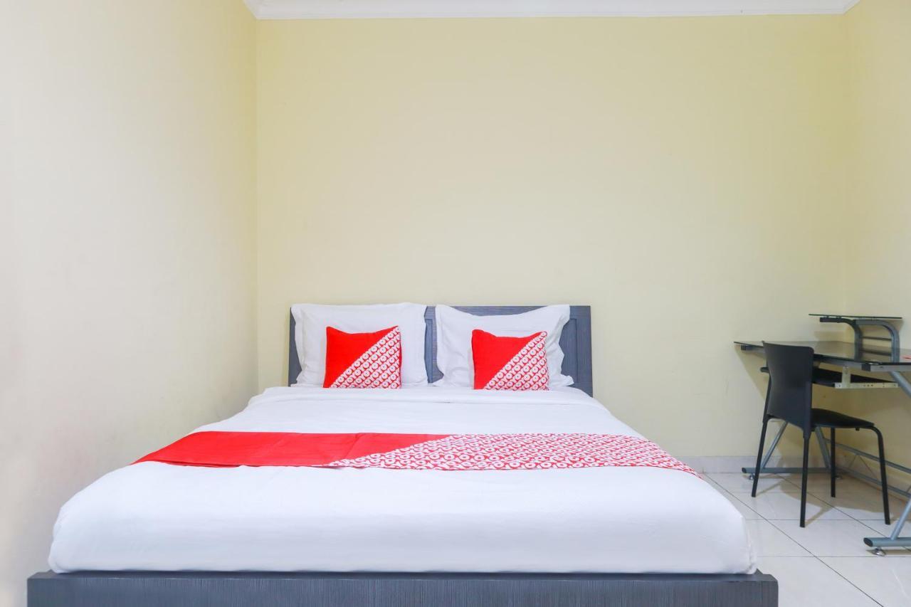 Oyo 2196 Ss Homes Jakarta Luaran gambar